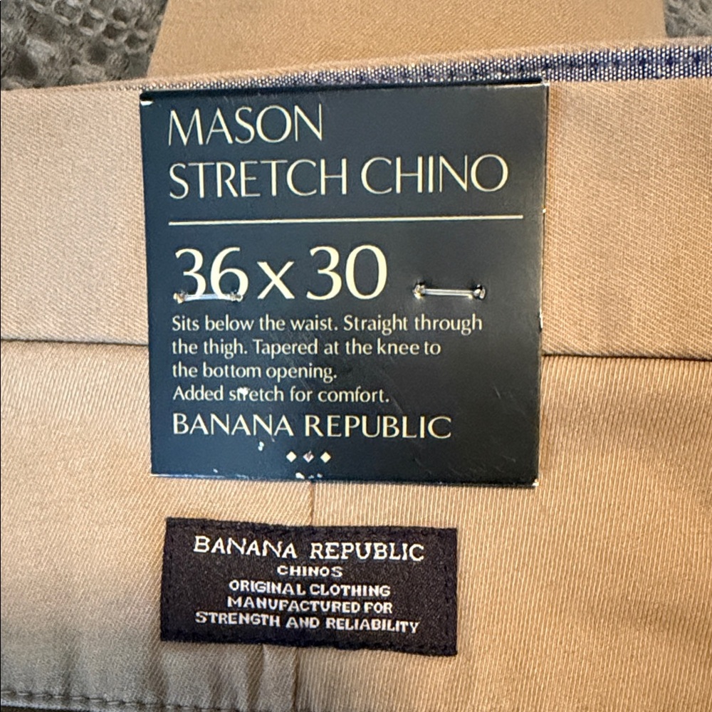 Banana Republic Mason Stretch Chino - Beige with Navy Tag